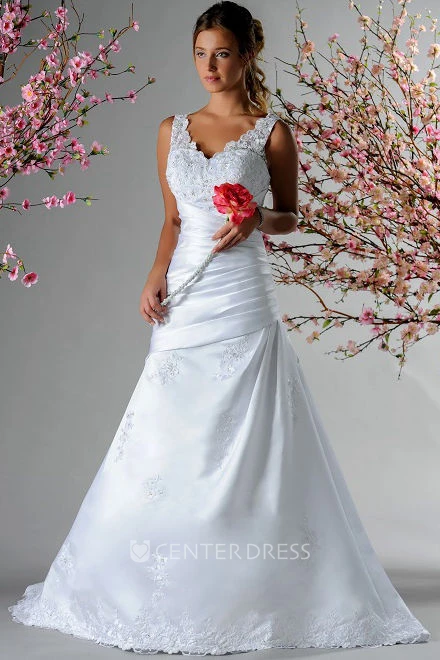 Appliqued V Neck Taffeta Waist Bridal Gown With Tulle Skirt
