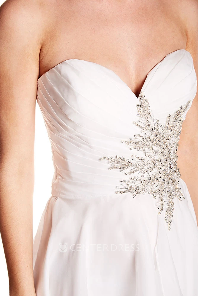A-Line Sweetheart Appliqued Sleeveless Chiffon Prom Dress