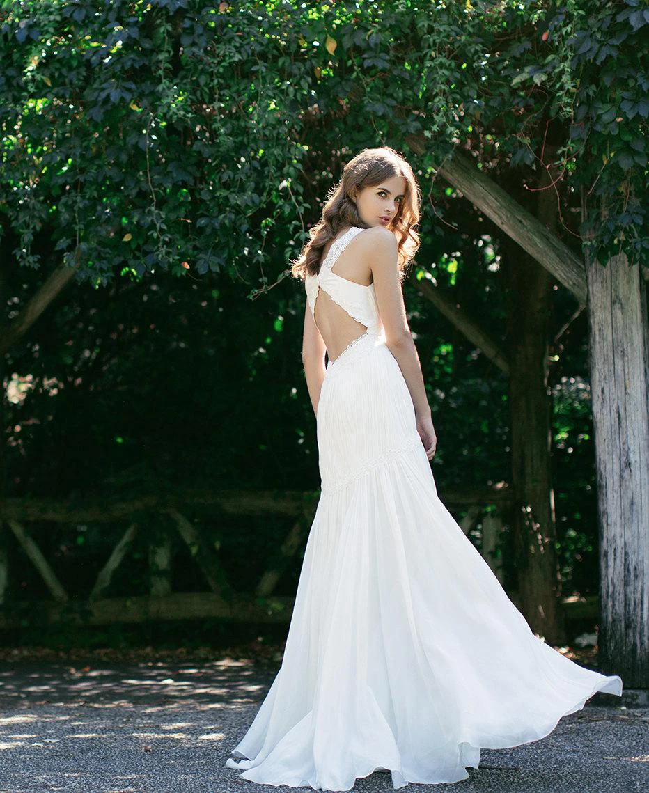 V-Neck Sleeveless Chiffon Wedding Dress With Ruching and Dropped Waist