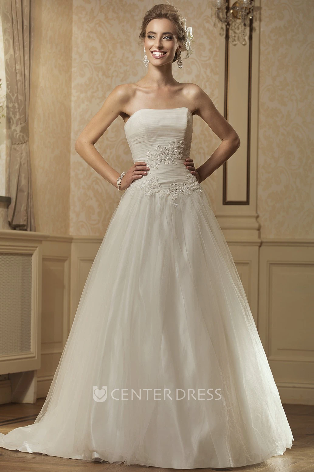 A-Line Strapped Sleeveless Floor-Length Ruched Tulle&Satin Wedding Dress With Appliques