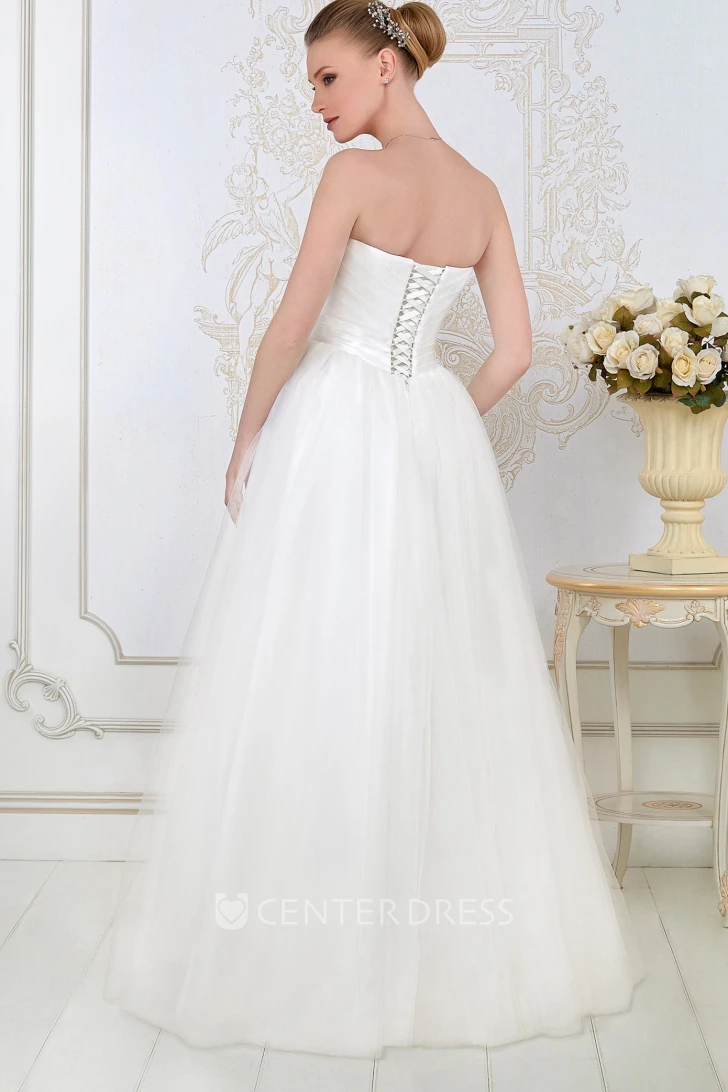 A-Line Sweetheart Sleeveless Maxi Beaded Tulle Wedding Dress With Bow And Ruching