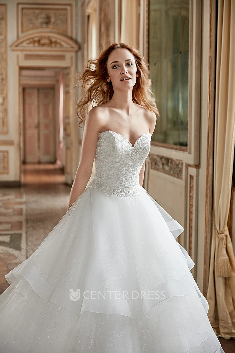 Ball Gown Appliqued Sweetheart Tulle Wedding Dress With Tiers