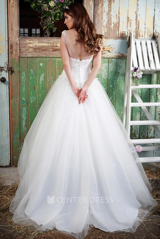 Ball Gown Sleeveless Floor-Length Appliqued Tulle Wedding Dress