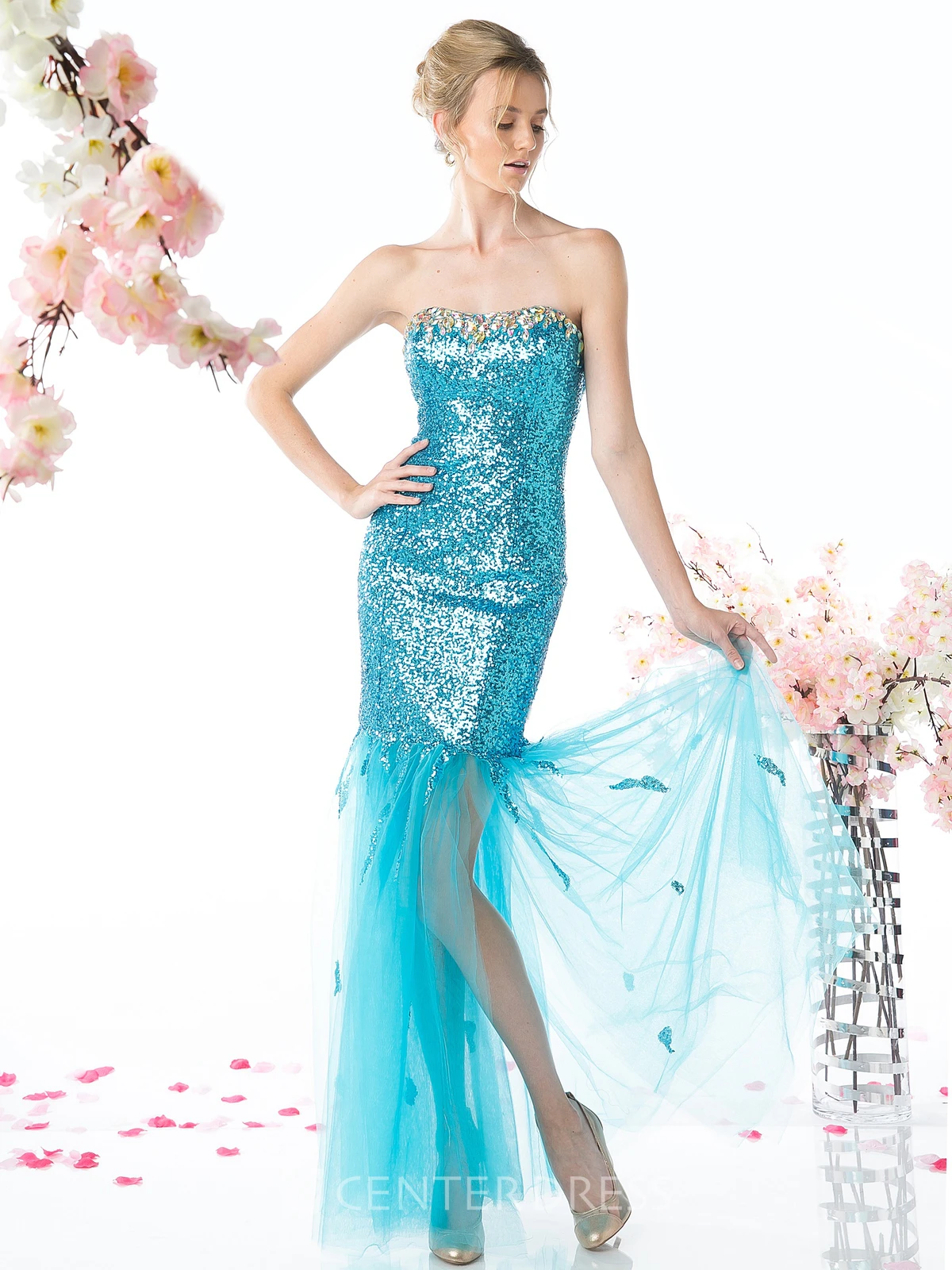 Sheath Strapless Sleeveless Sequins Tulle Backless Dress With Beading