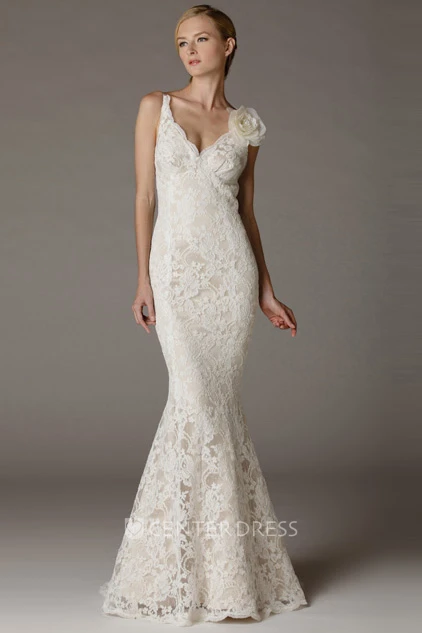Trumpet Appliqued V-Neck Sleeveless Long Lace Wedding Dress With Flower