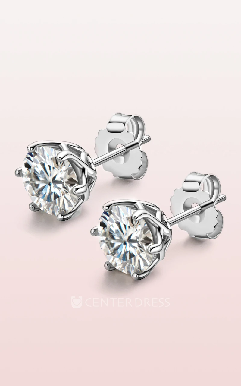 Six Claw Moissanite Stud Earrings