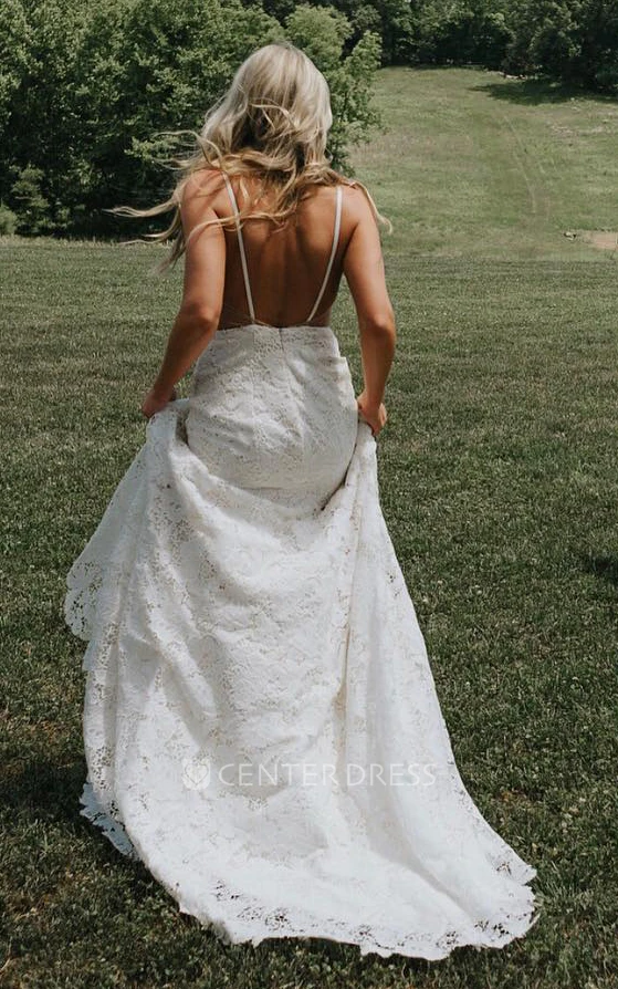 Casual Beach Warm Wedding Dress Spaghetti V-neck Mermaid Lace with Train and Country Garden Style