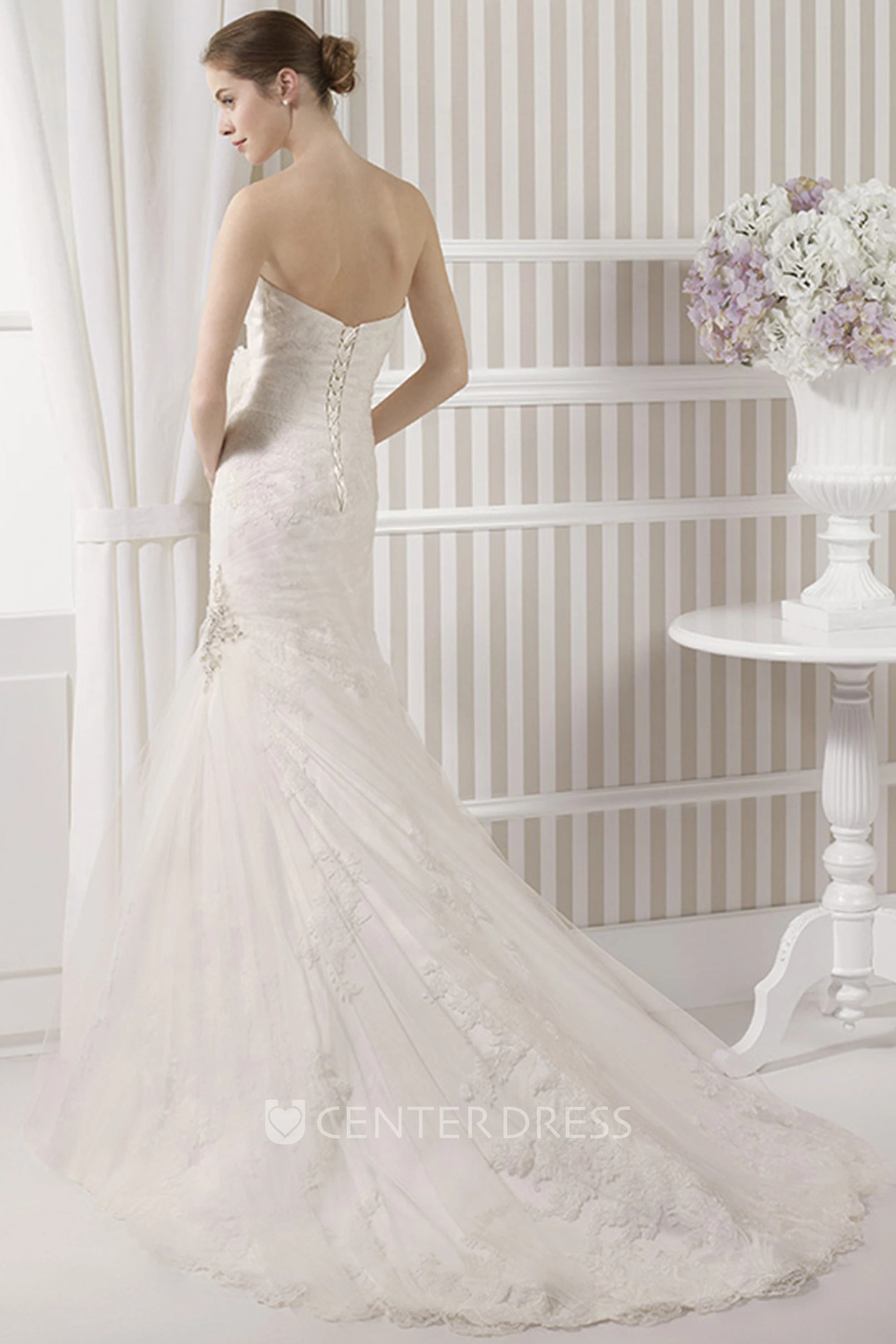 Trumpet Floor-Length Sweetheart Lace Wedding Dress With Appliques And Corset Back