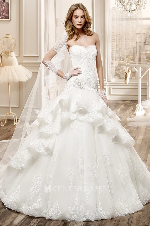 Sweetheart Long Lace Wedding Dress With Ruffles And Tiers Train