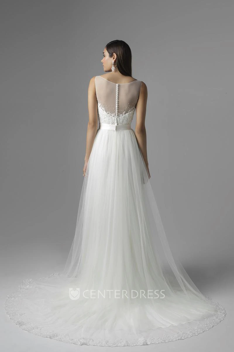 A-Line Scoop Appliqued Sleeveless Floor-Length Tulle Wedding Dress With Waist Jewellery And Pleats