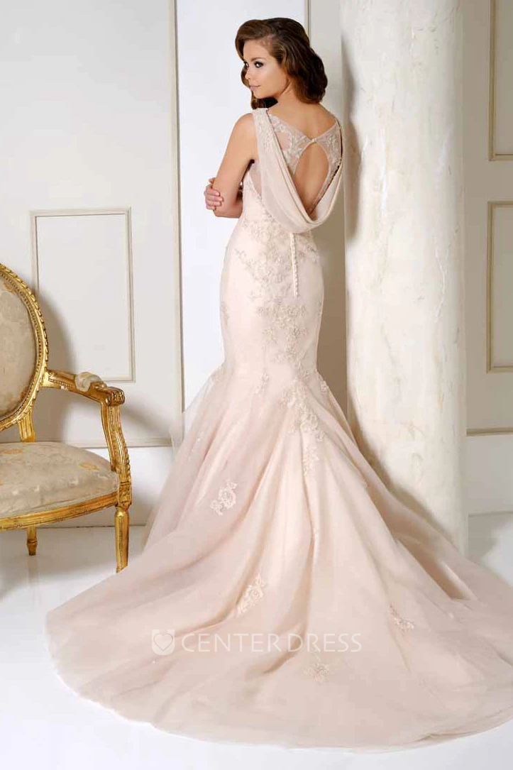 V-Neck Maxi Appliqued Satin&Tulle Wedding Dress With Chapel Train And V Back