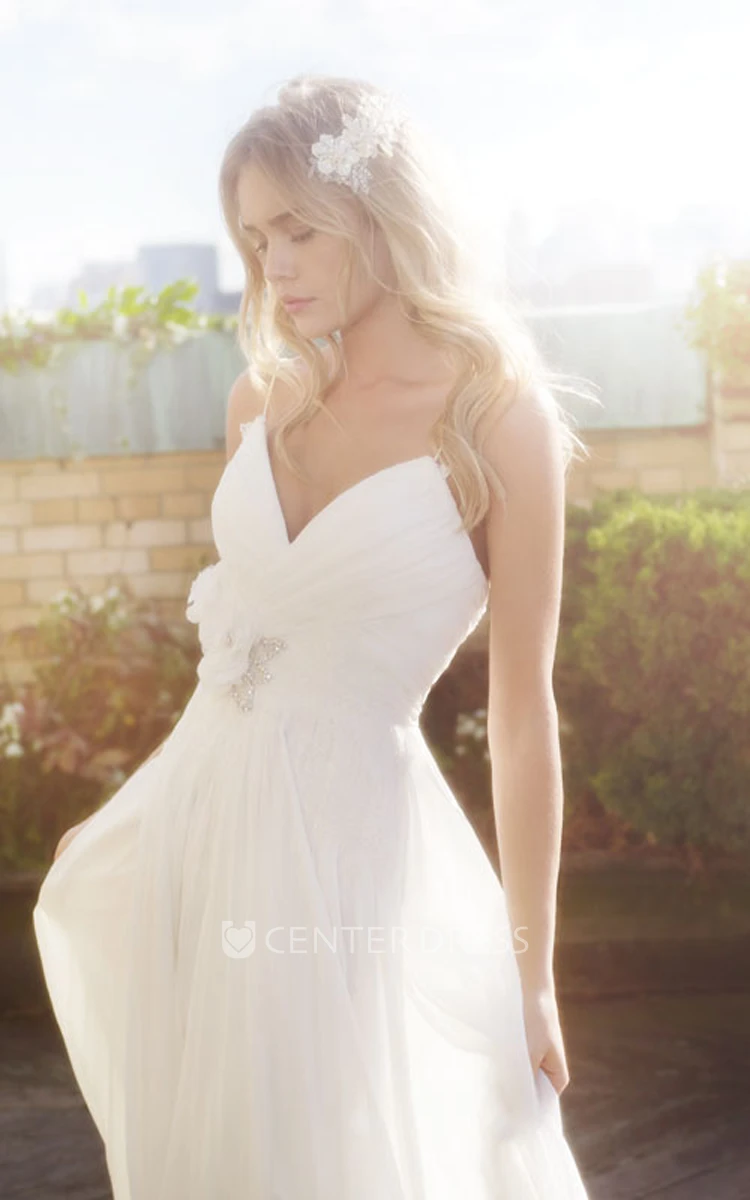 Fantastic Spaghetti Strap A-line Dress With Jeweled Flower