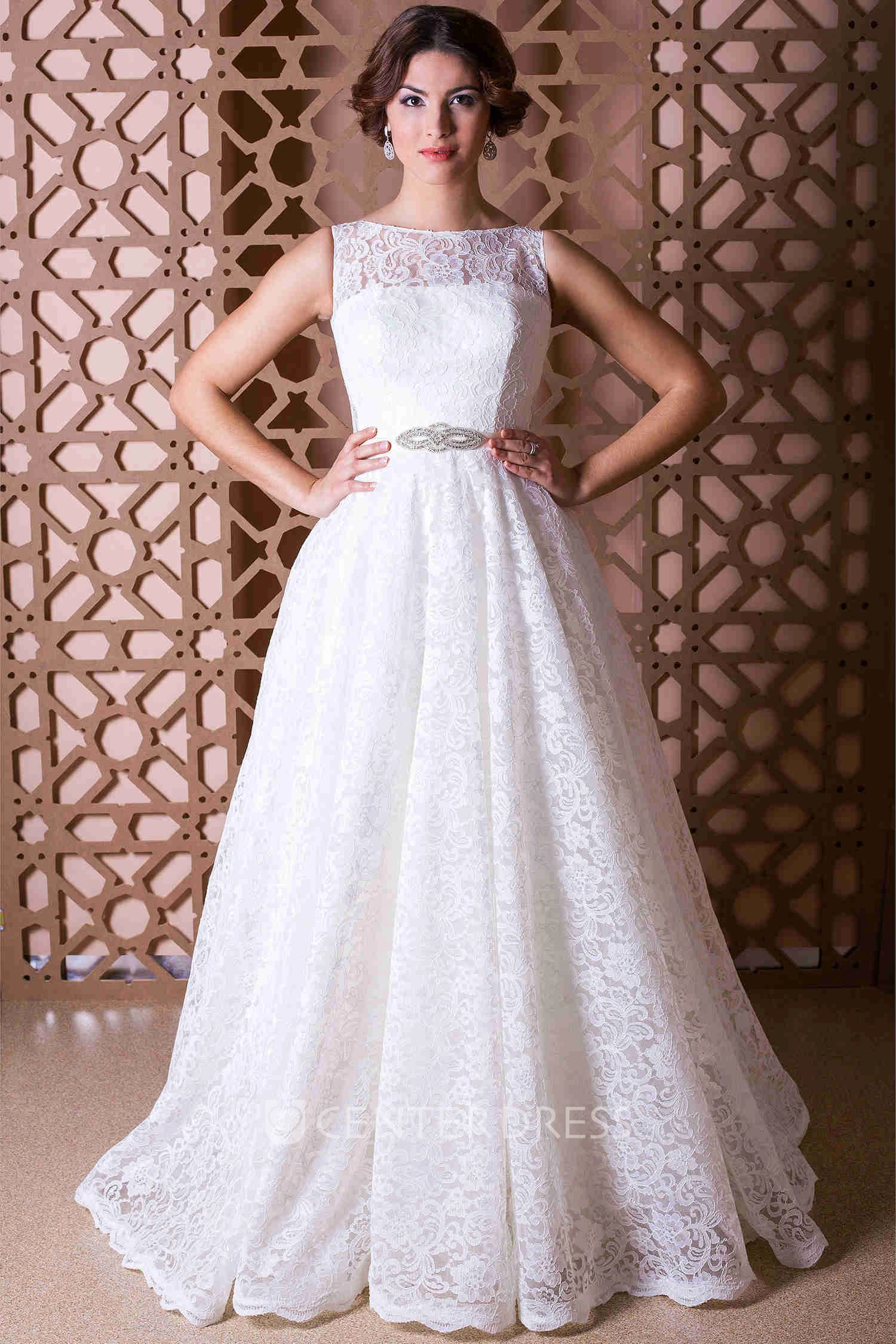 A-Line Bateau-Neck Long Sleeveless Lace Spring Wedding Dress