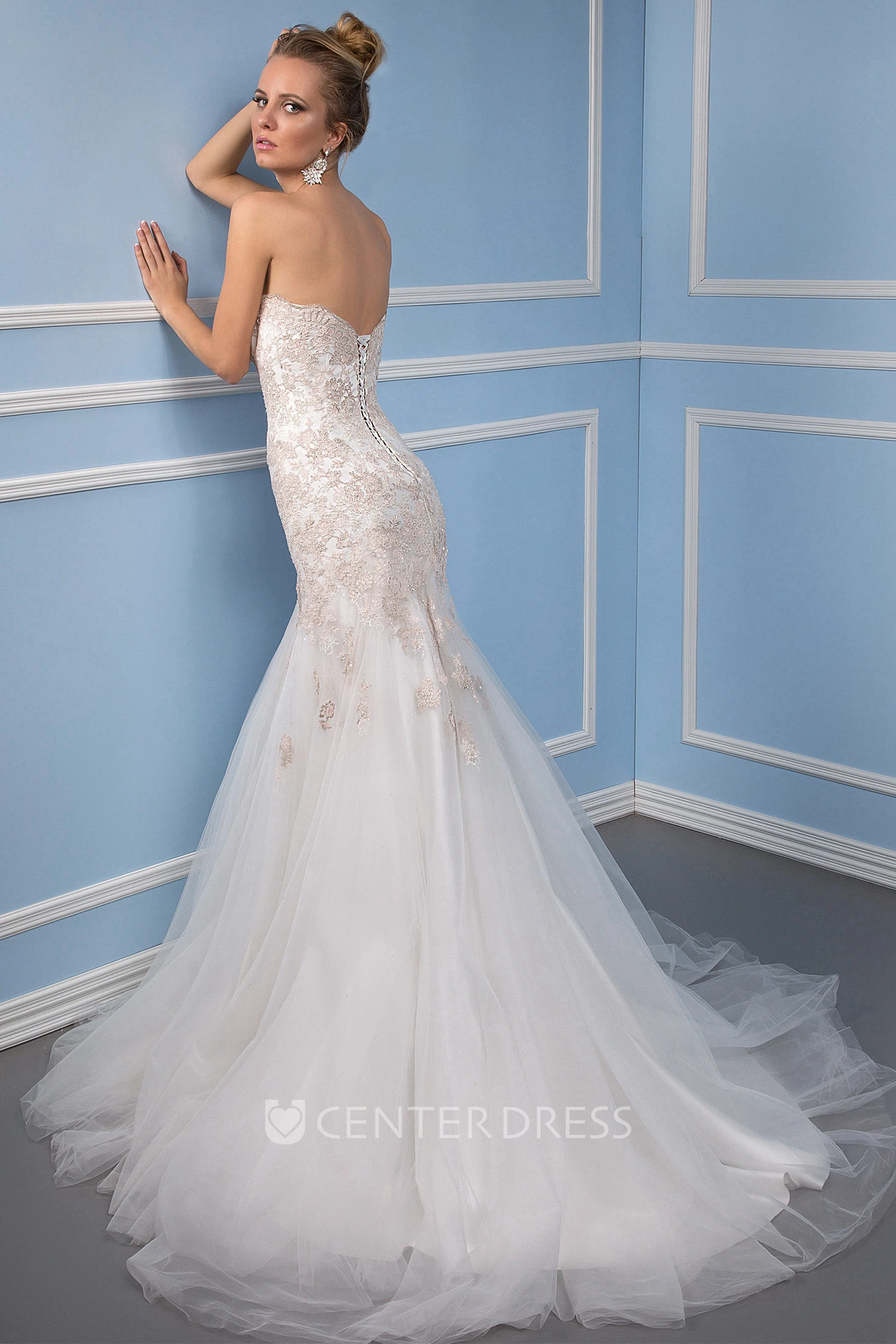 Mermaid Appliqued Sleeveless Floor-Length Strapless Tulle Wedding Dress With Lace-Up Back And Ruffles