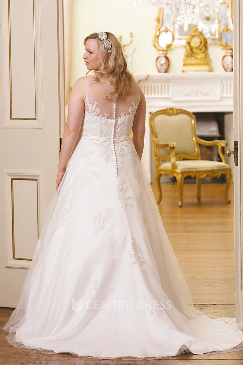 A-Line Scoop-Neck Sleeveless Appliqued Floor-Length Satin Plus Size Wedding Dress With Waist Jewellery