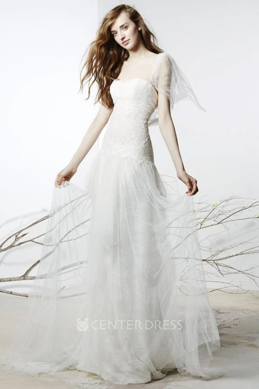 A-Line Lace Strapless Poet-Sleeve Floor-Length Tulle Wedding Dress With Low-V Back And Sweep Train