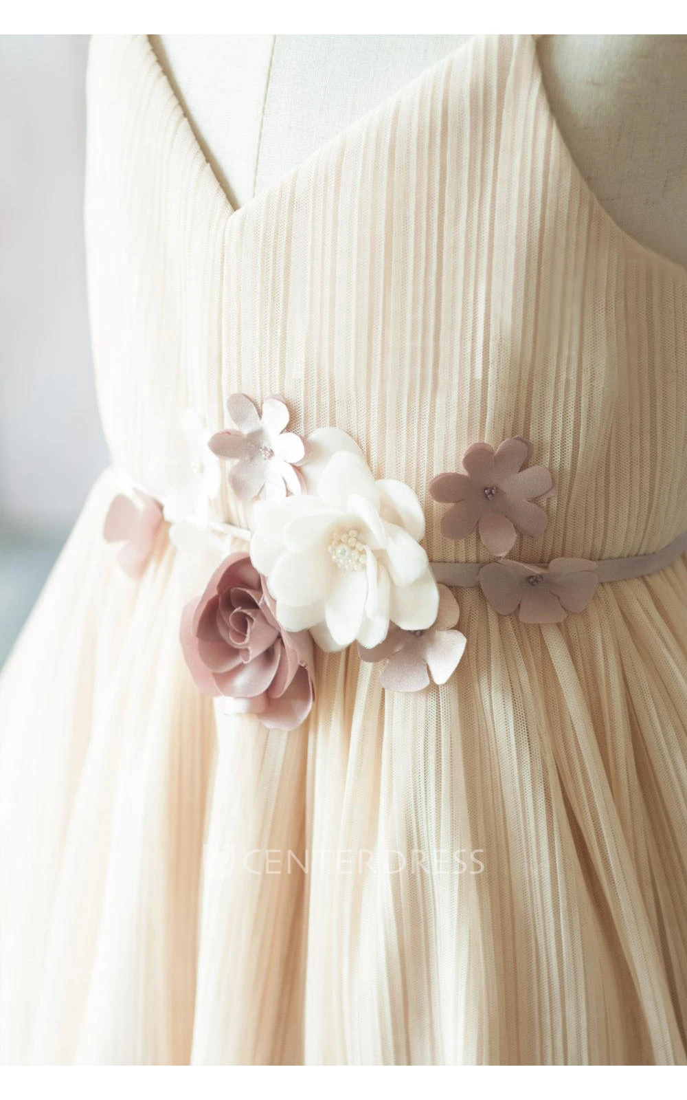 Beige Spaghetti Strap V Neck a Line Knee Length Tulle Girl Wedding Dress