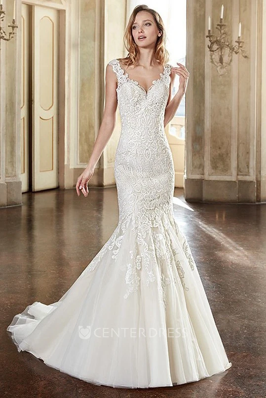 Trumpet V-Neck Long Cap-Sleeve Appliqued Lace Wedding Dress With Pleats