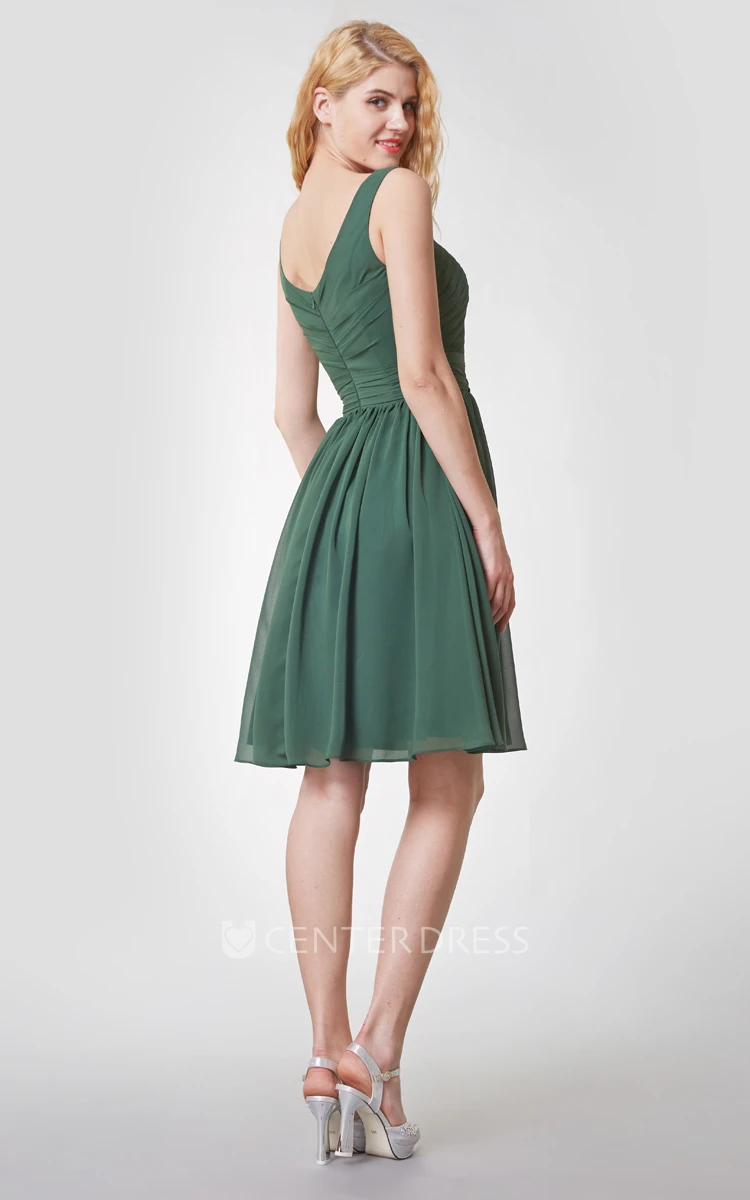 Scoop Neckline Sleeveless Knee Length Chiffon Bridesmaid Dress With Ruching