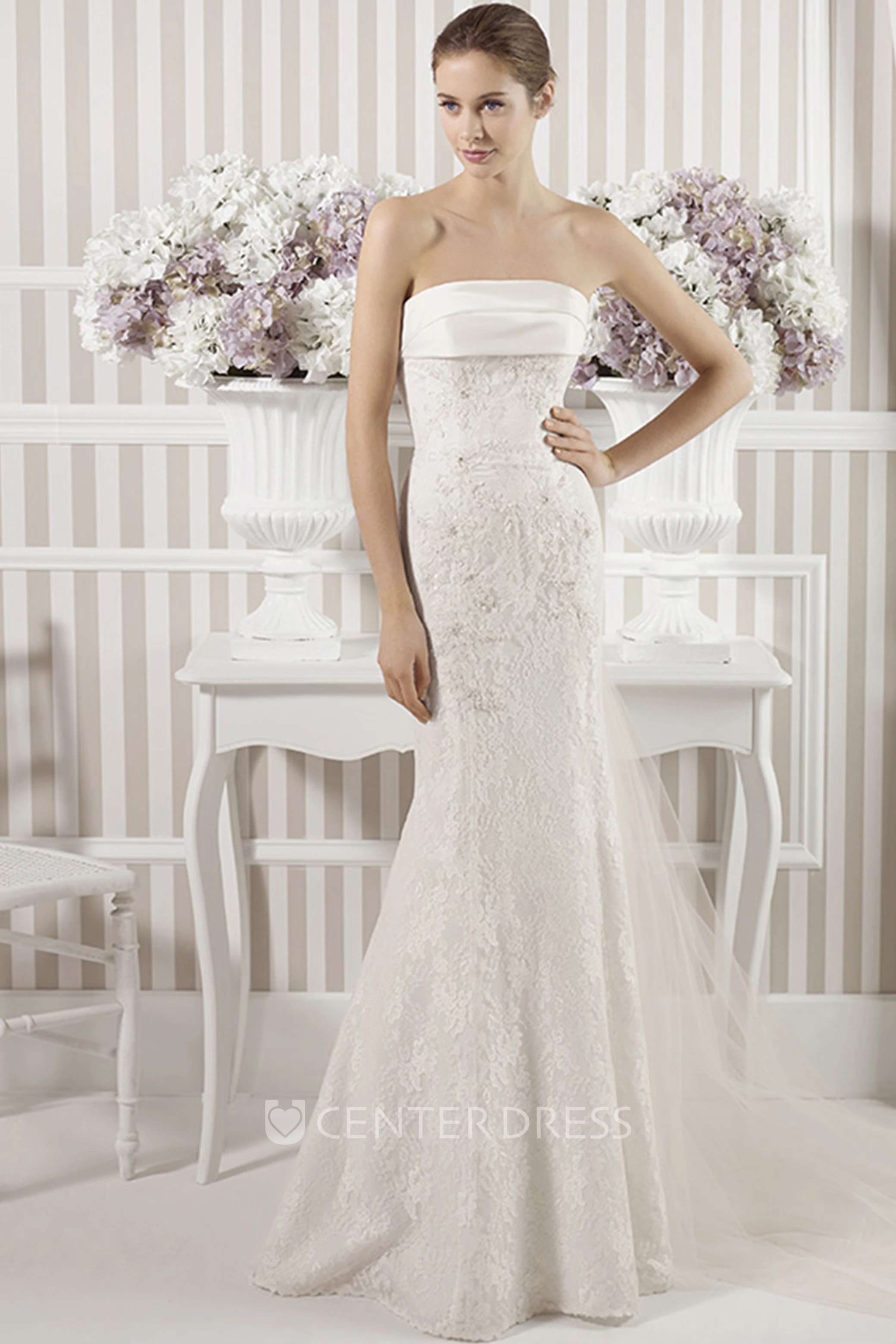 Sheath Maxi Strapless Appliqued Sleeveless Lace Wedding Dress With Sweep Train And Backless Style