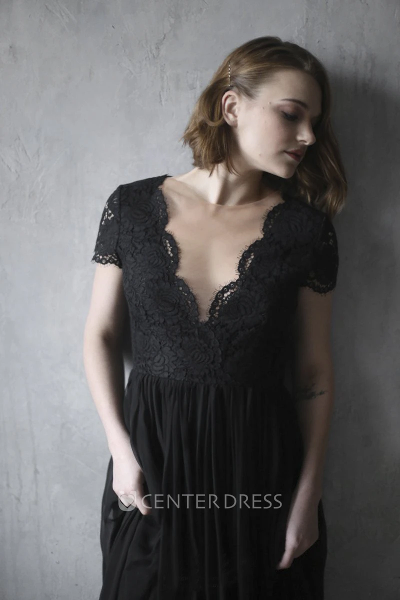 Black Illusion Back Chiffon Wedding Dress With Scalloped V-neck Lace Appliques