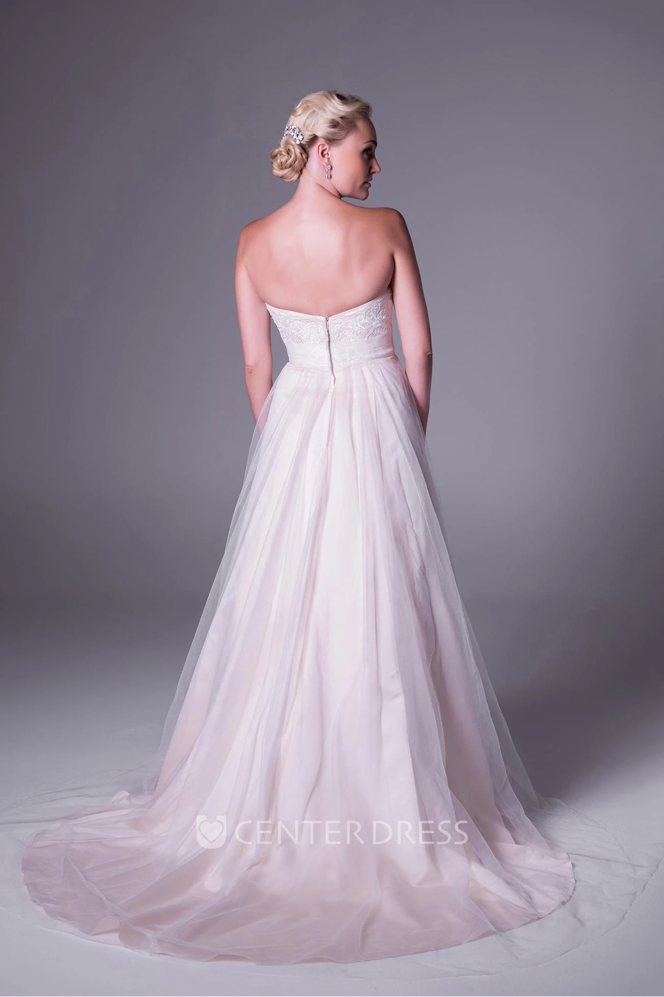 A-Line Strapless Tulle Wedding Dress