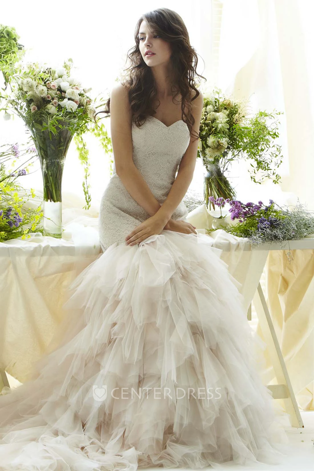 Floor-Length Mermaid Cascading-Ruffled Sleeveless Sweetheart Tulle Wedding Dress