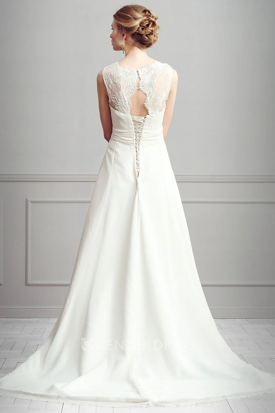 A-Line Lace Floor-Length Scoop-Neck Sleeveless Tulle&Satin Wedding Dress