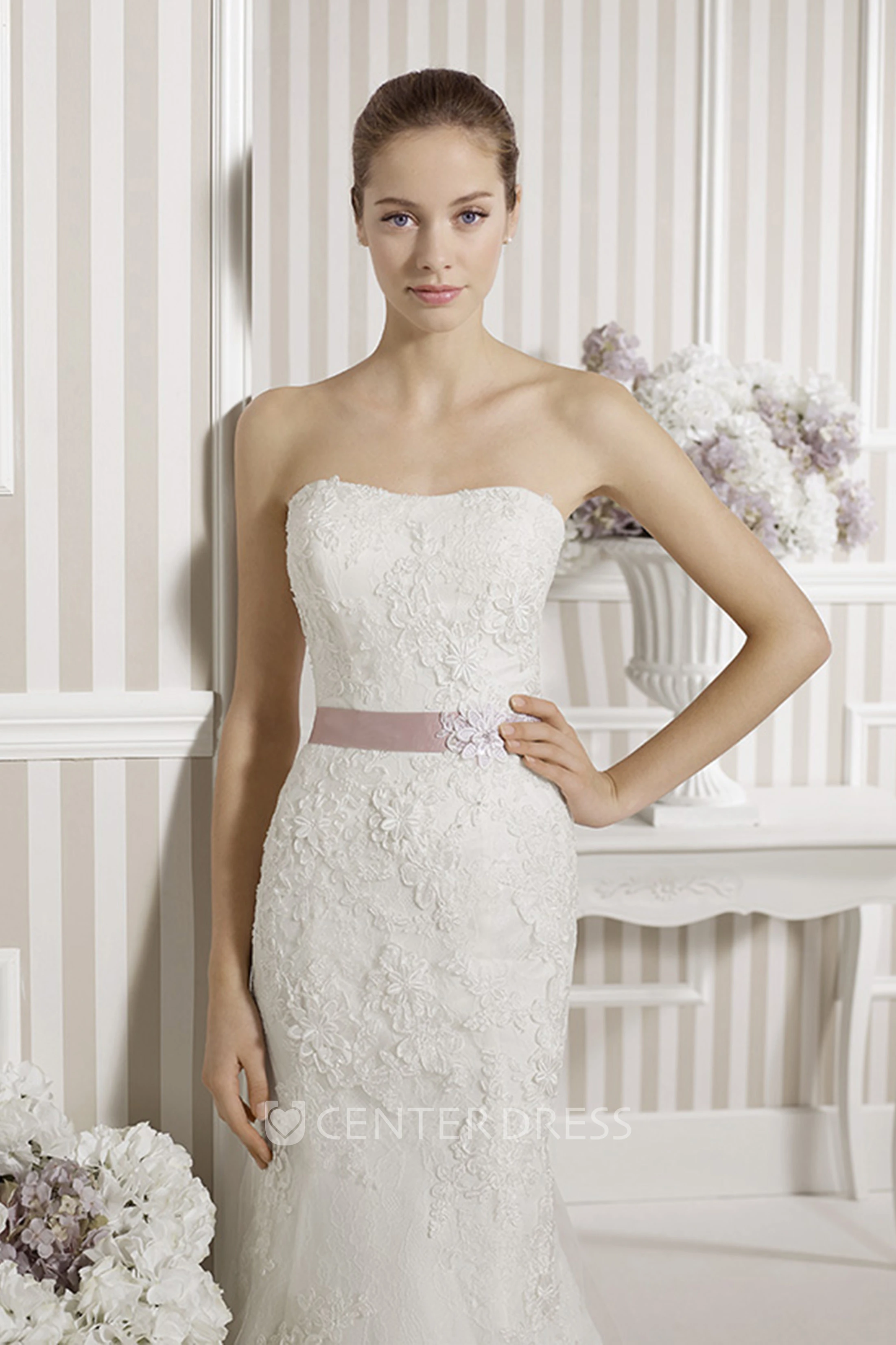 Mermaid Strapless Lace Wedding Dress