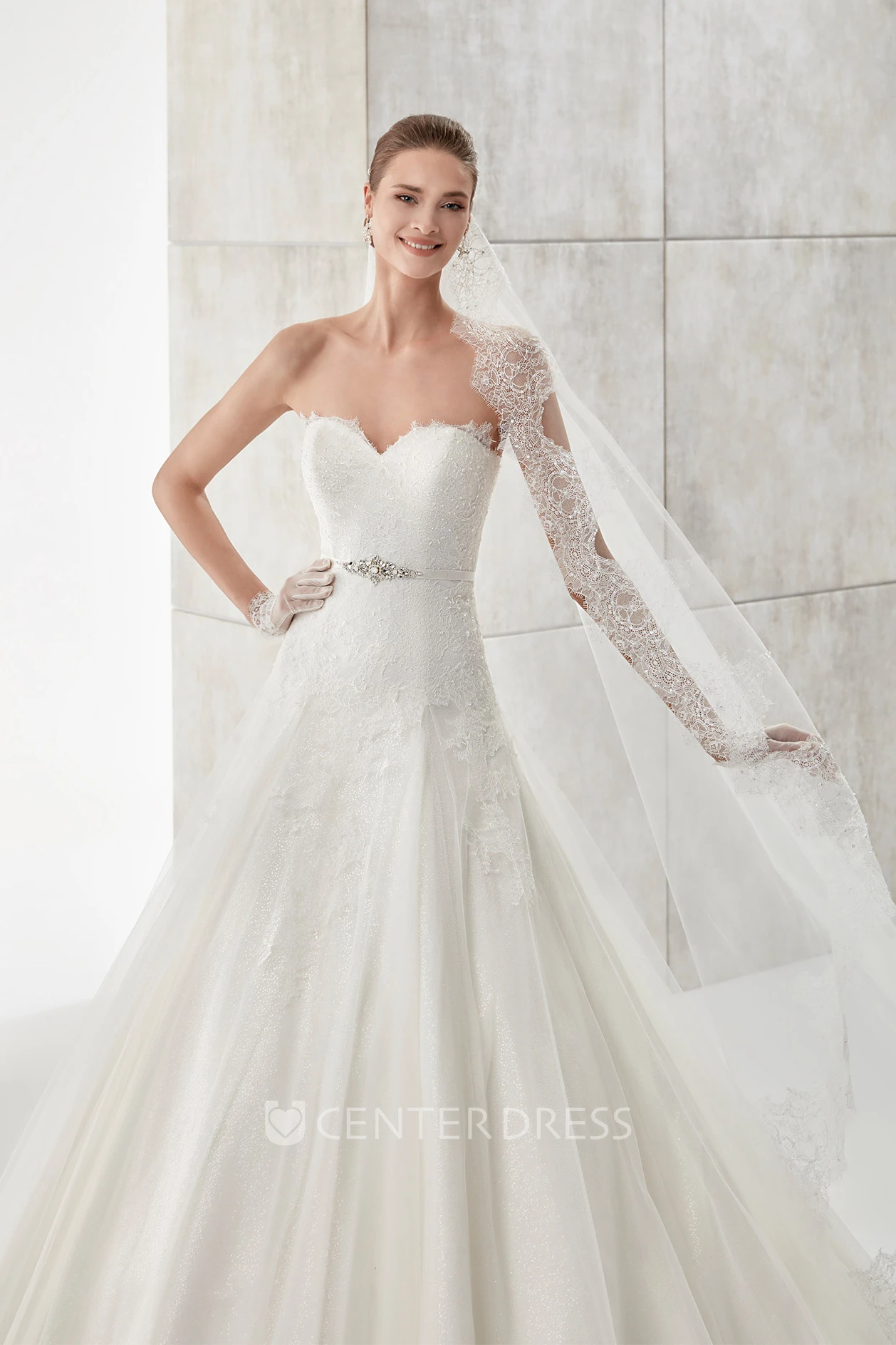 Sweetheart Pleating A-line Wedding Dress with Beaded Belt and Lace Bodice