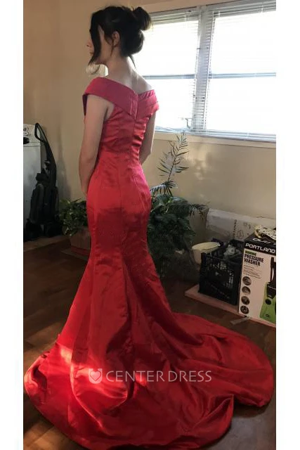Cap Short Sleeve Sweep Brush Train Mermaid Trumpet Off-the-shoulder Satin Dress