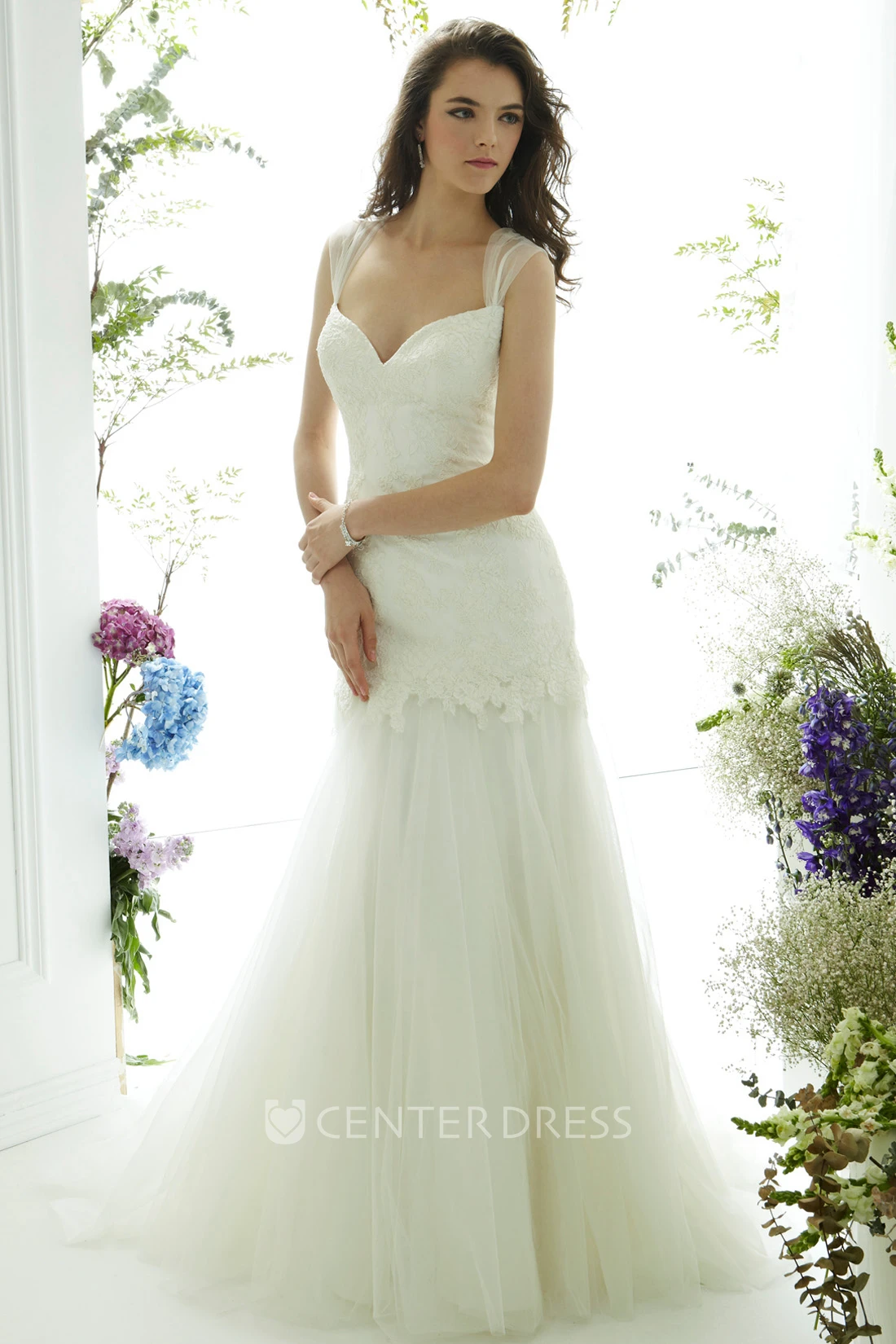 Trumpet Long Cap-Sleeve Lace Tulle Wedding Dress With Low-V Back And Flower
