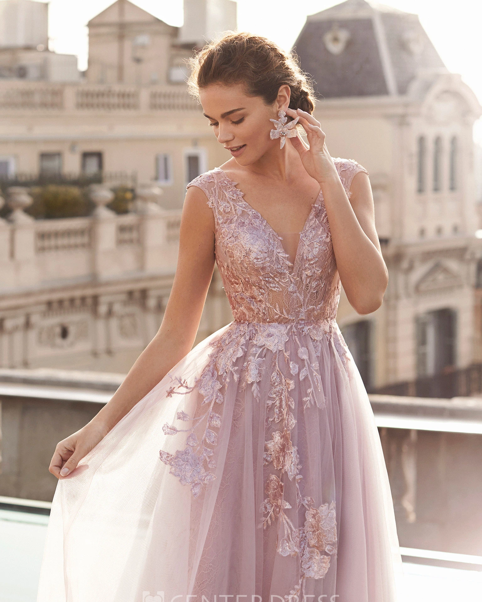Simple A-Line V-neck Tulle Floor-length Formal Dress with Appliques