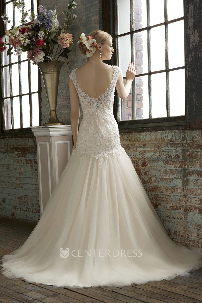 A-Line Cap-Sleeve Floor-Length V-Neck Tulle&Lace Wedding Dress With Appliques And V Back