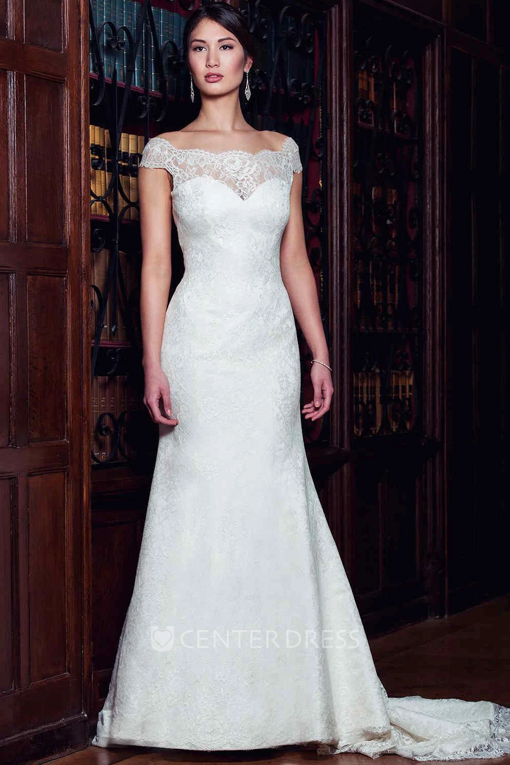 Sheath Cap-Sleeve Bateau-Neck Lace Wedding Dress