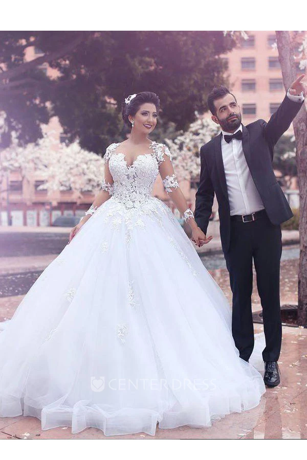 Ball Gown Queen Anne Lace Tulle Zipper Wedding Dress