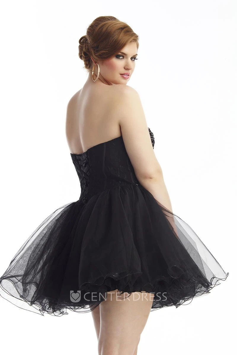A-line Short Sweetheart Sleeveless Tulle Lace Appliques Beading Lace-up/Corset Back Dress