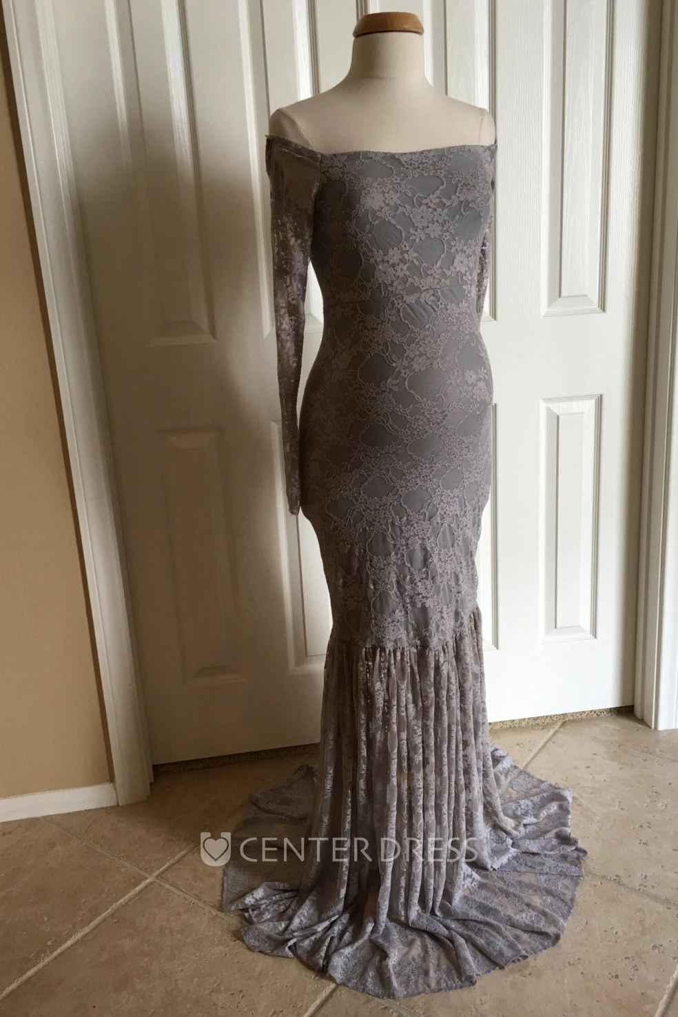 Mermaid Lace Off-the-shoulder Long Sleeve Lace Maternity Dress