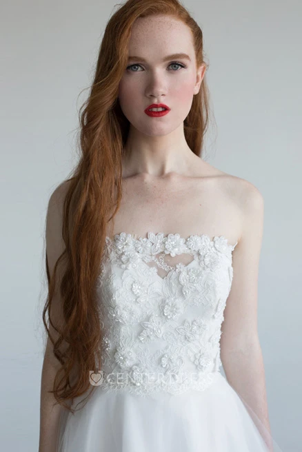 A-Line Strapless Sleeveless Maxi Floral Tulle Wedding Dress With Appliques
