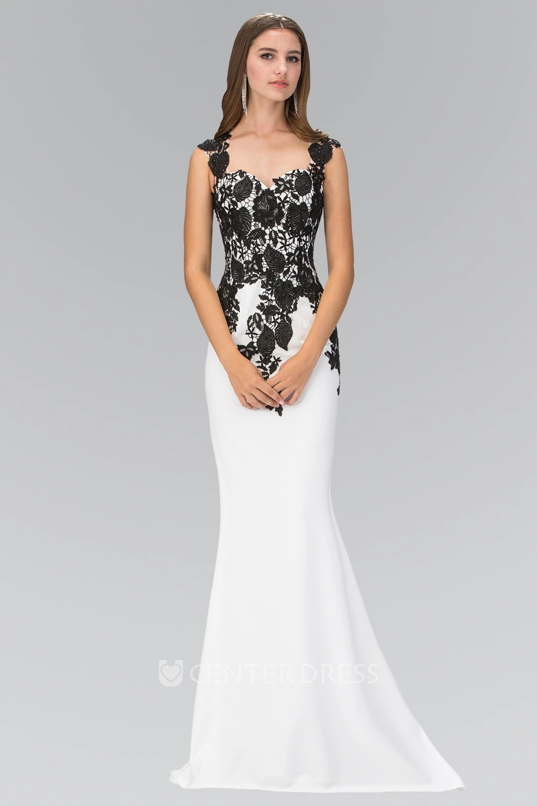 Sheath Long Queen Anne Jersey Illusion Dress With Appliques