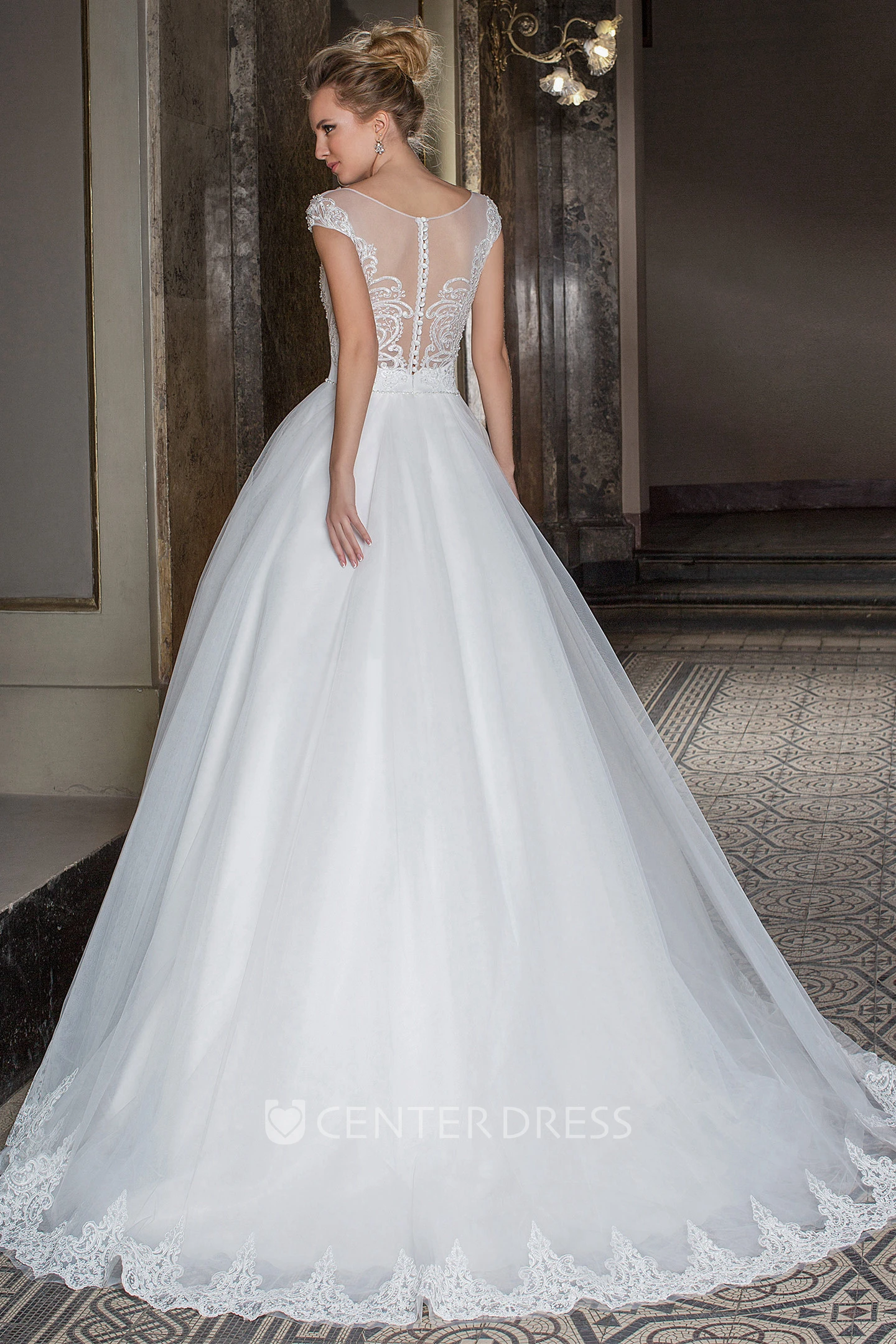 Maxi Sweetheart Cap-Sleeve Appliqued Tulle Wedding Dress With Beading And Illusion