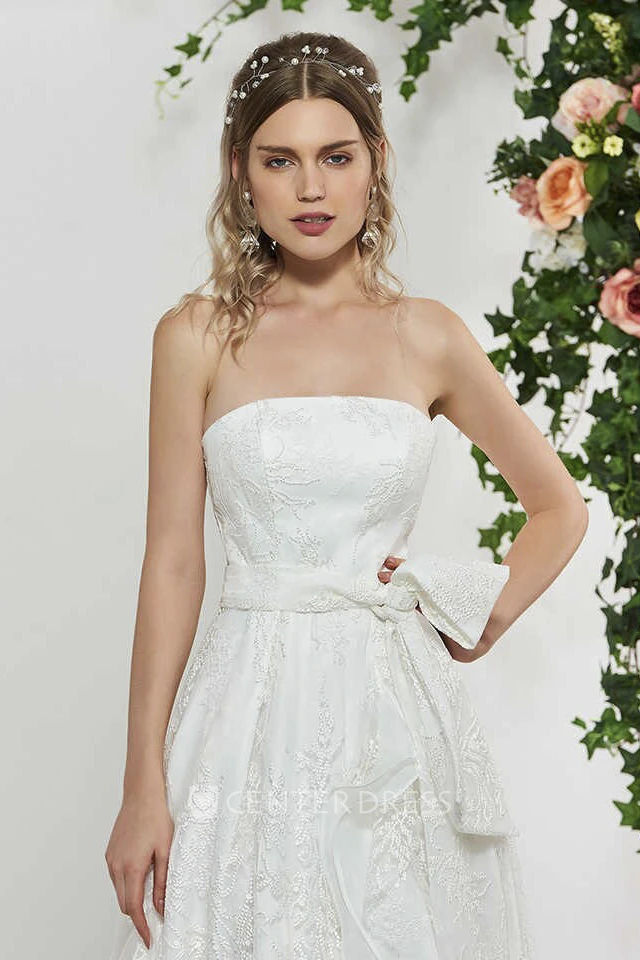 Lace Sleeveless Sweet High-low Winter Wedding Dress With Sash And Bow