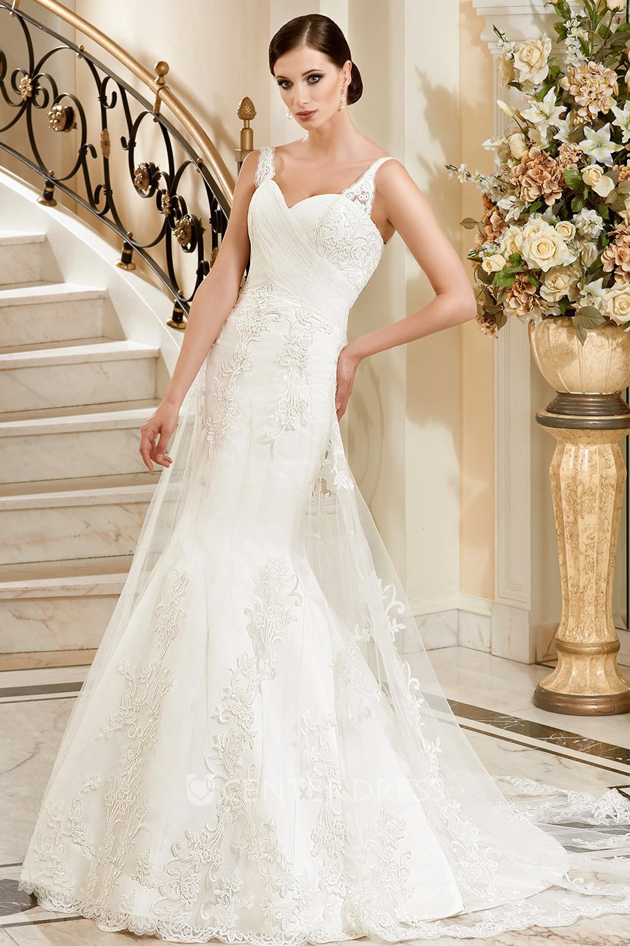 Mermaid Floor-Length Sleeveless Appliqued V-Neck Tulle&Lace Wedding Dress With Ruching