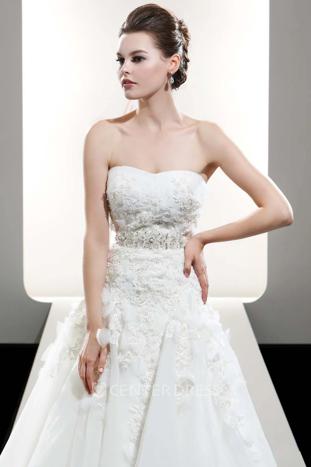 A-Line Strapless Lace Tulle Wedding Dress With Flower And Beading
