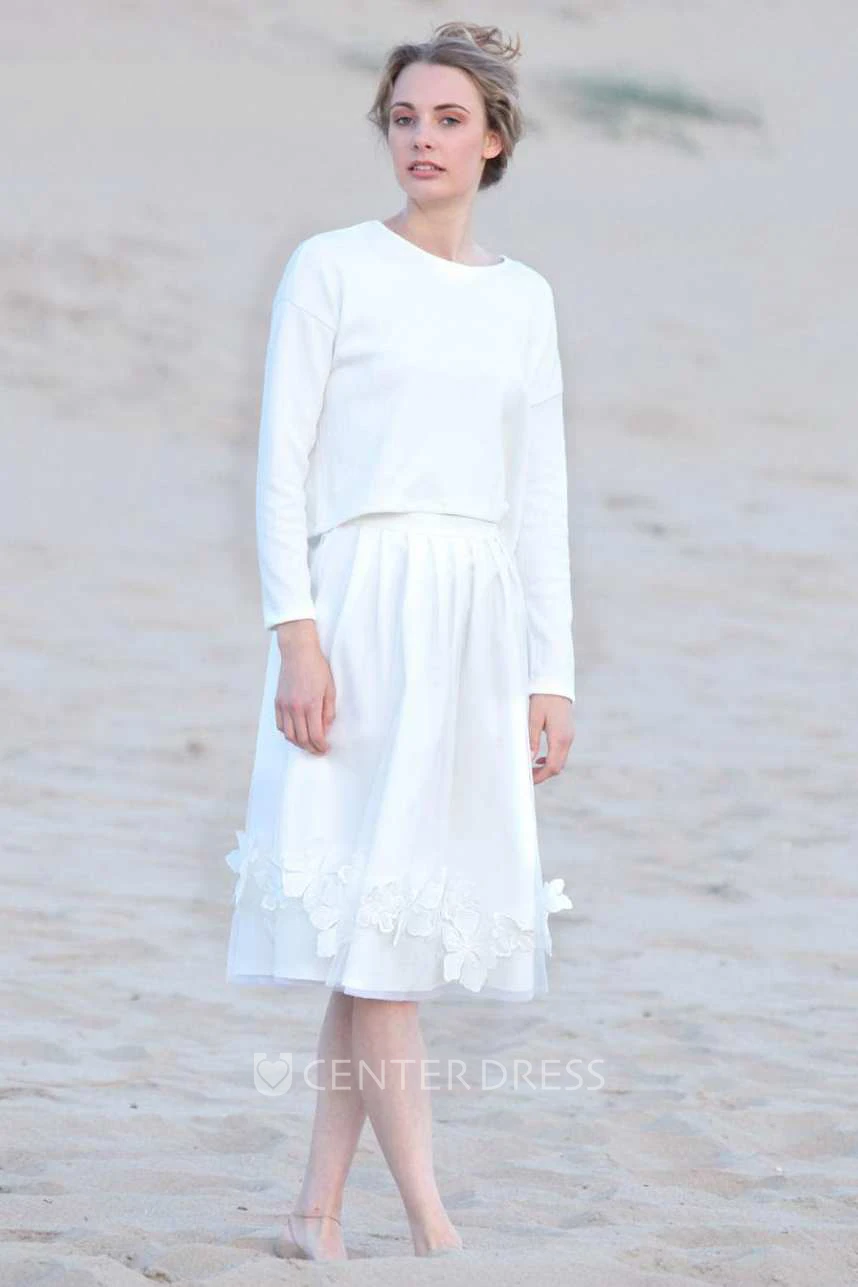 Scoop-Neck Long Sleeve Knee-Length Dress With Appliques