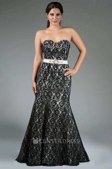 Sweetheart Trumpet Lace Long Bridesmaid Dress With Beading Satin Sash