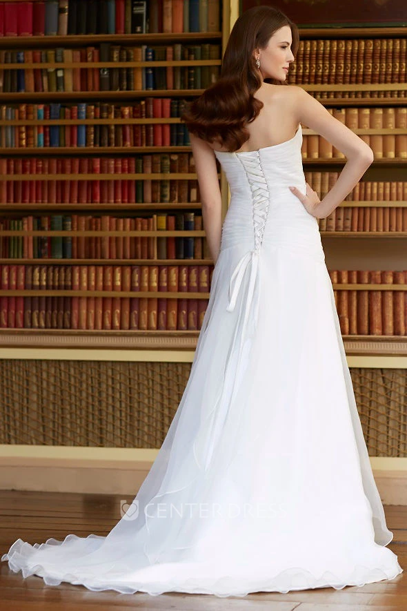 A-Line Sweetheart Sleeveless Floor-Length Criss-Cross Organza Wedding Dress With Draping