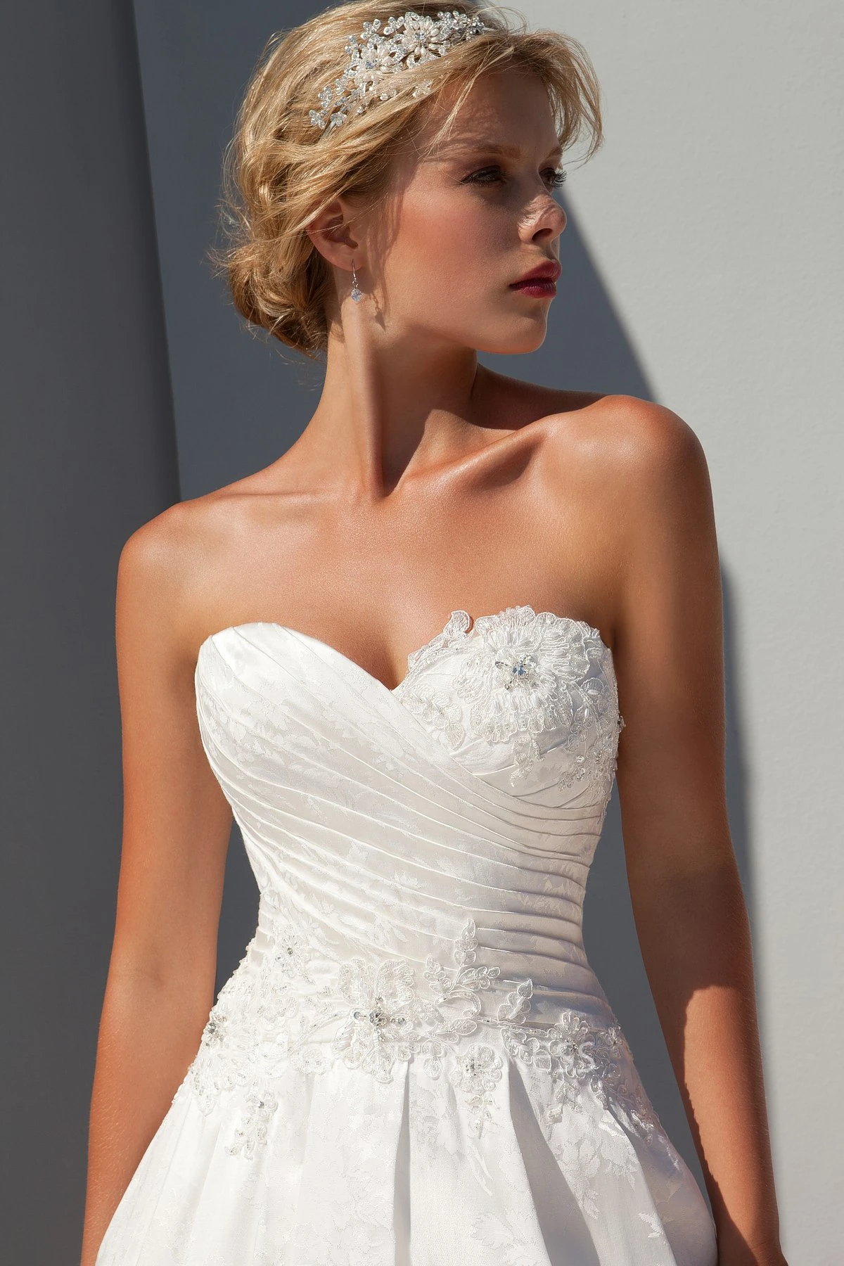 A-Line Sleeveless Long Sweetheart Criss-Cross Satin Wedding Dress With Appliques And Beading