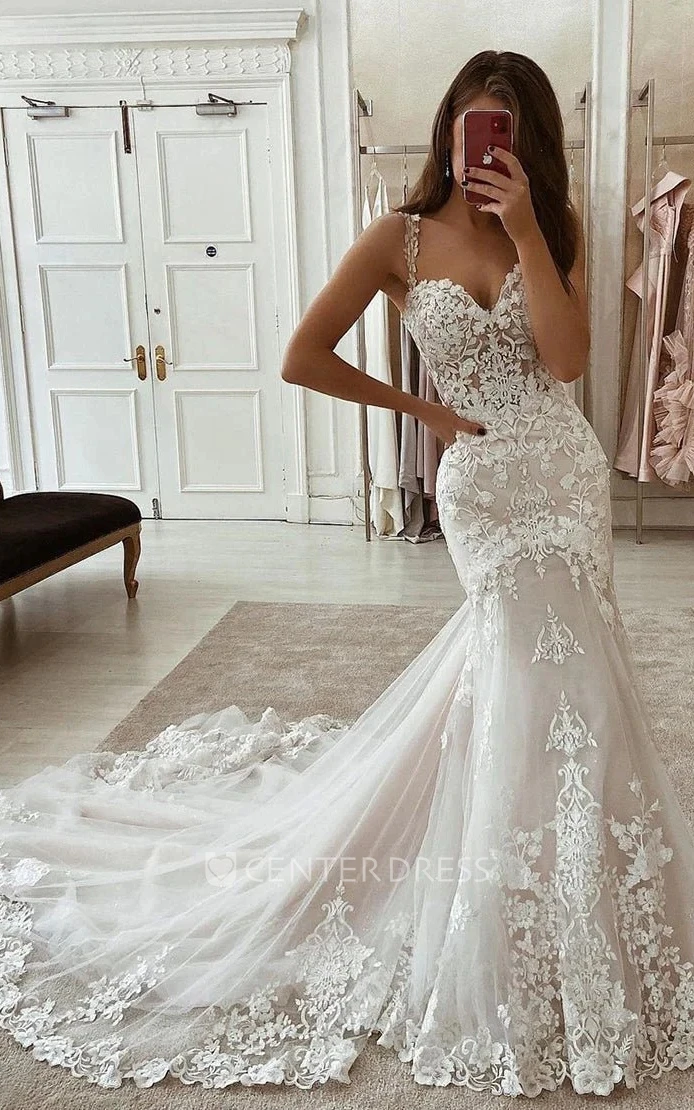 Mermaid Lace Spaghetti Strap Wedding Dress with Sweetheart Neckline