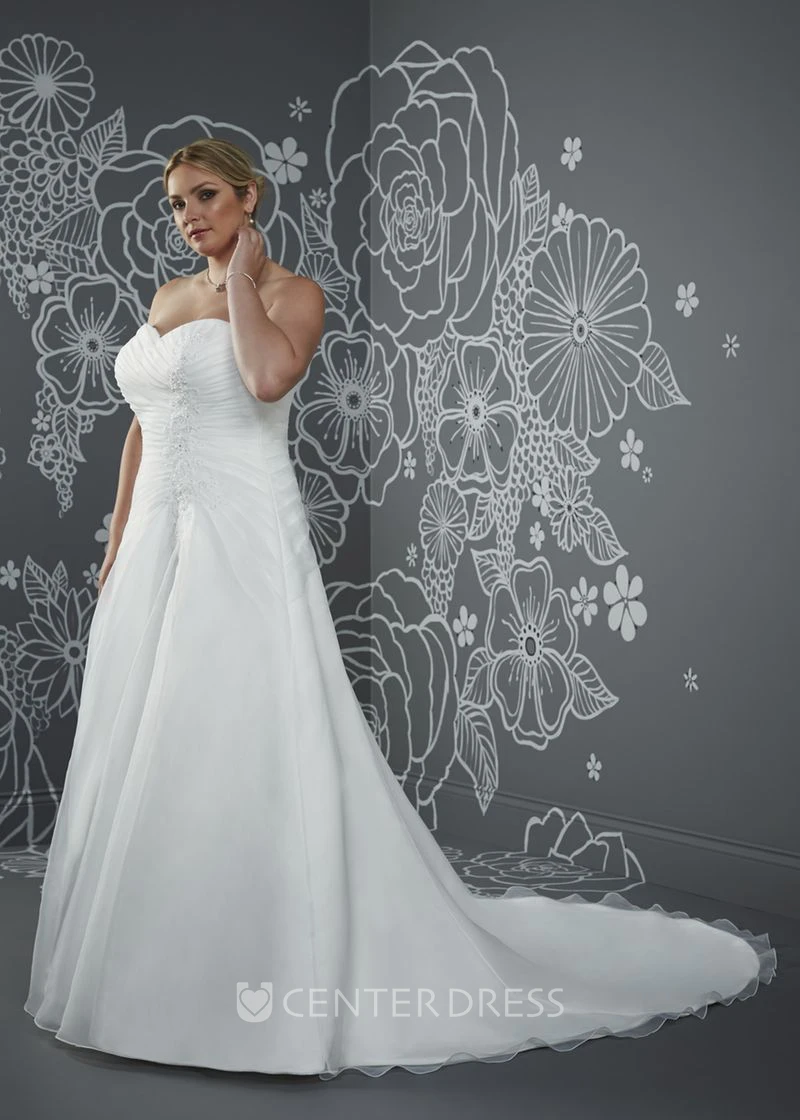 A-Line Long Sweetheart Sleeveless Satin Criss Cross Beading Court Train Corset Back Beading Dress